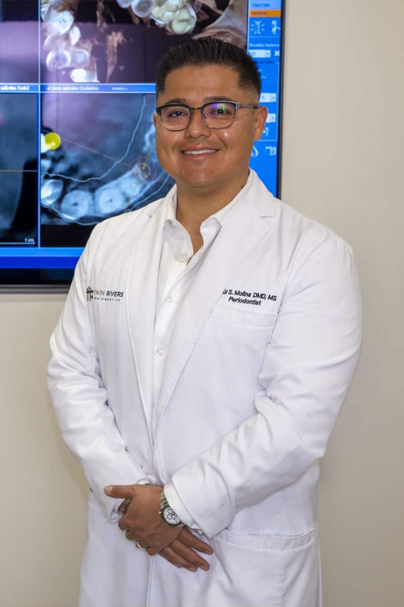 Dr. Molina, Periodontist in Jacksonville, FL